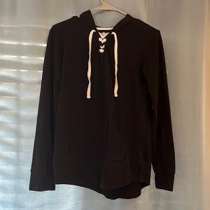Black pullover hoodie